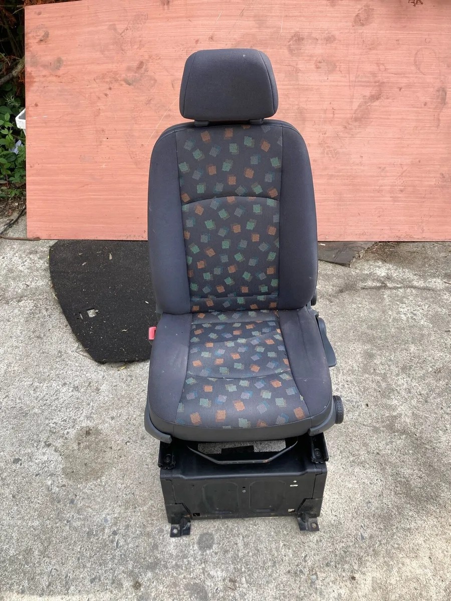 2003-2014 Mercedes-Benz Vito W639 seat - Image 1