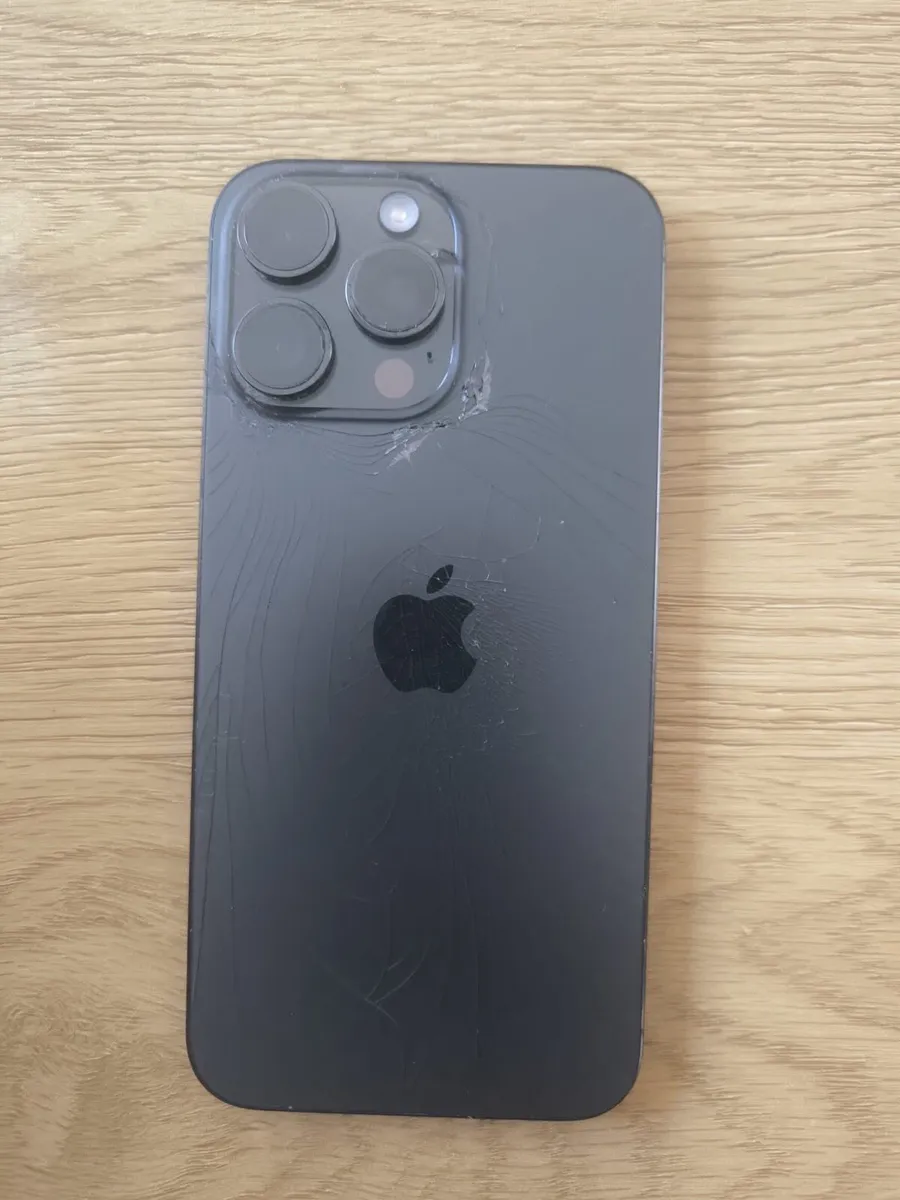 iPhone 15 pro max 256gb - Image 3