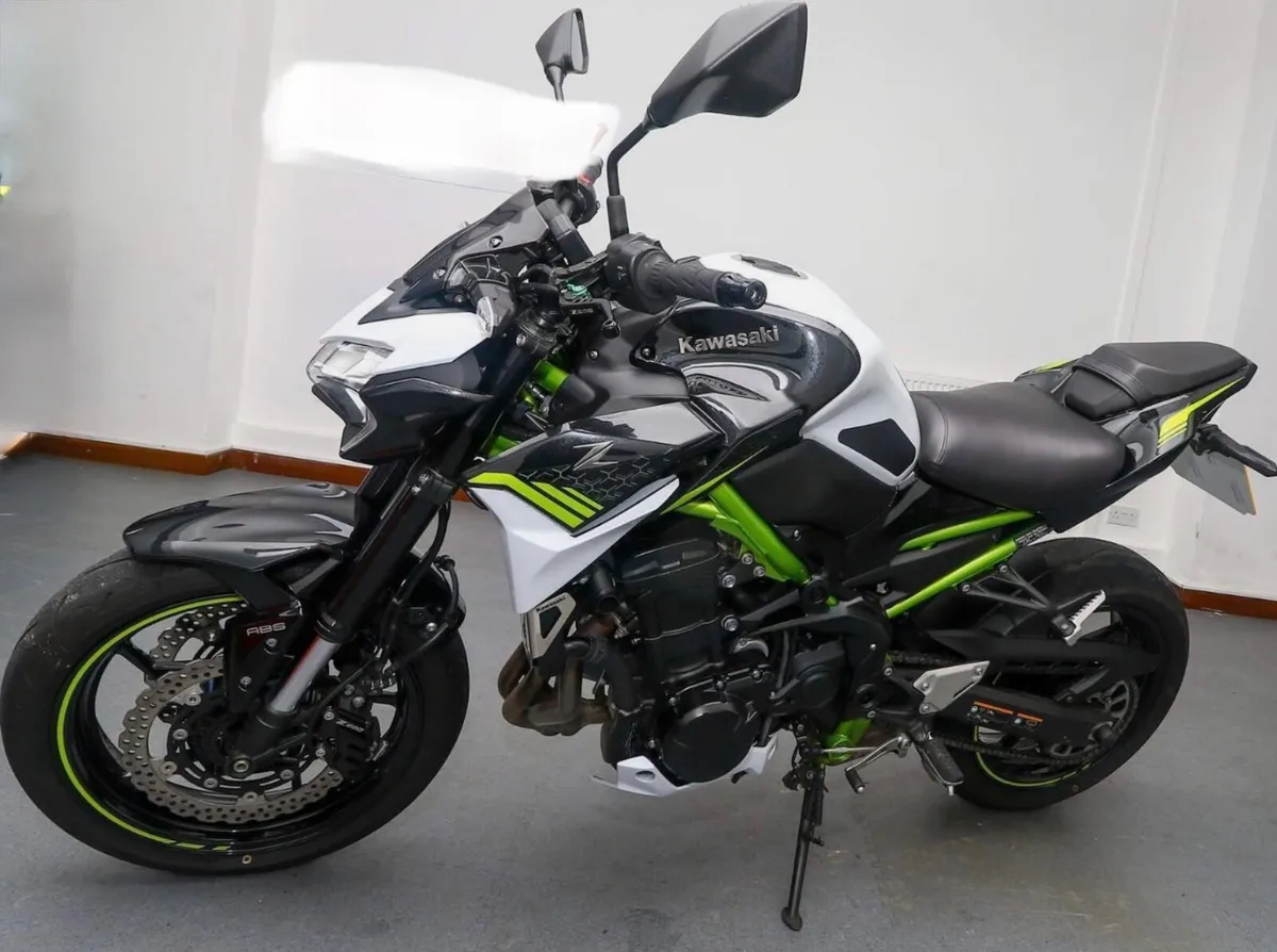 KAWASAKI Z900  2022 - Image 4