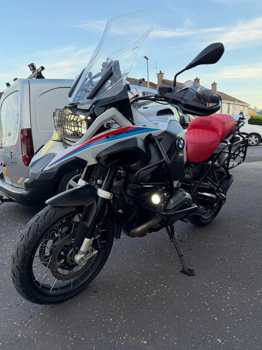 BMW R1200GS Adventure Iconic 100 No.36 of 100 - Image 4