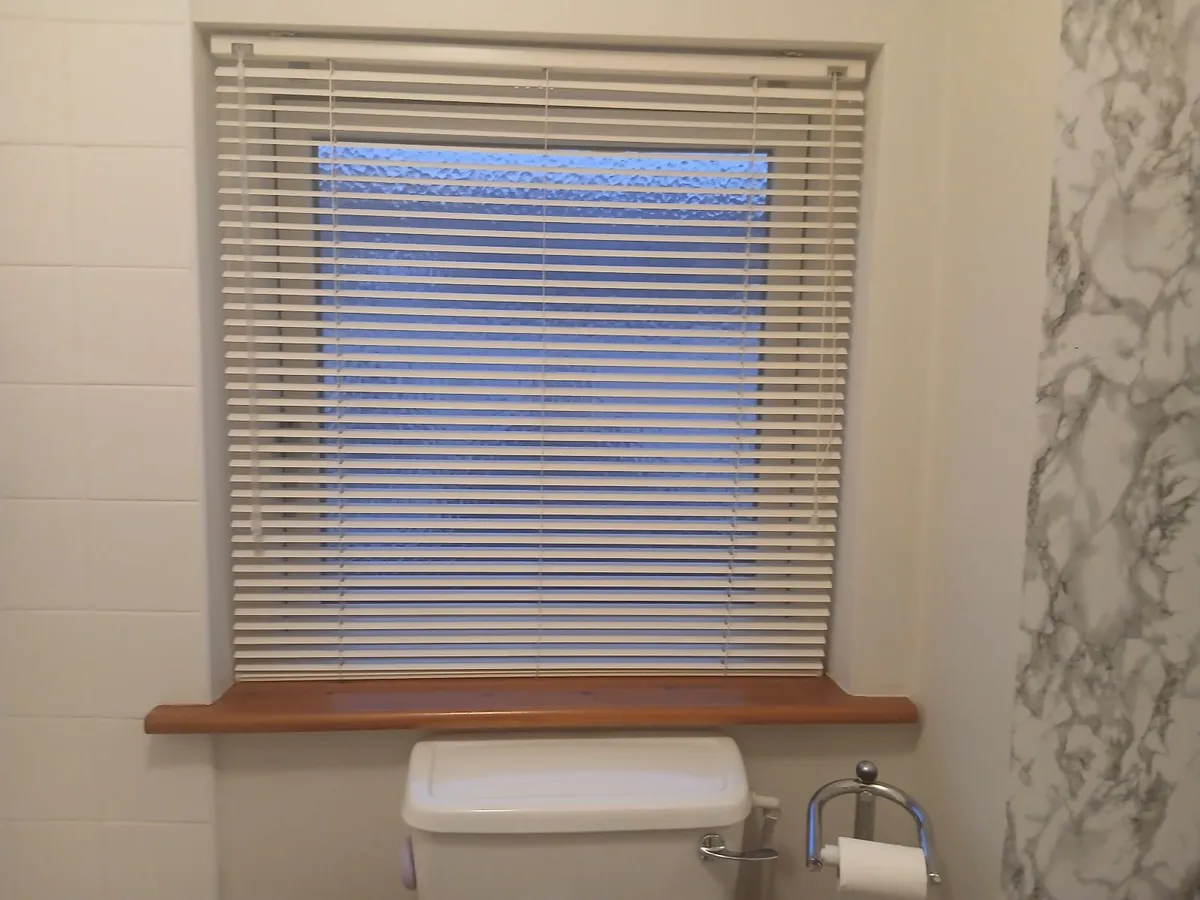Blinds - Image 4