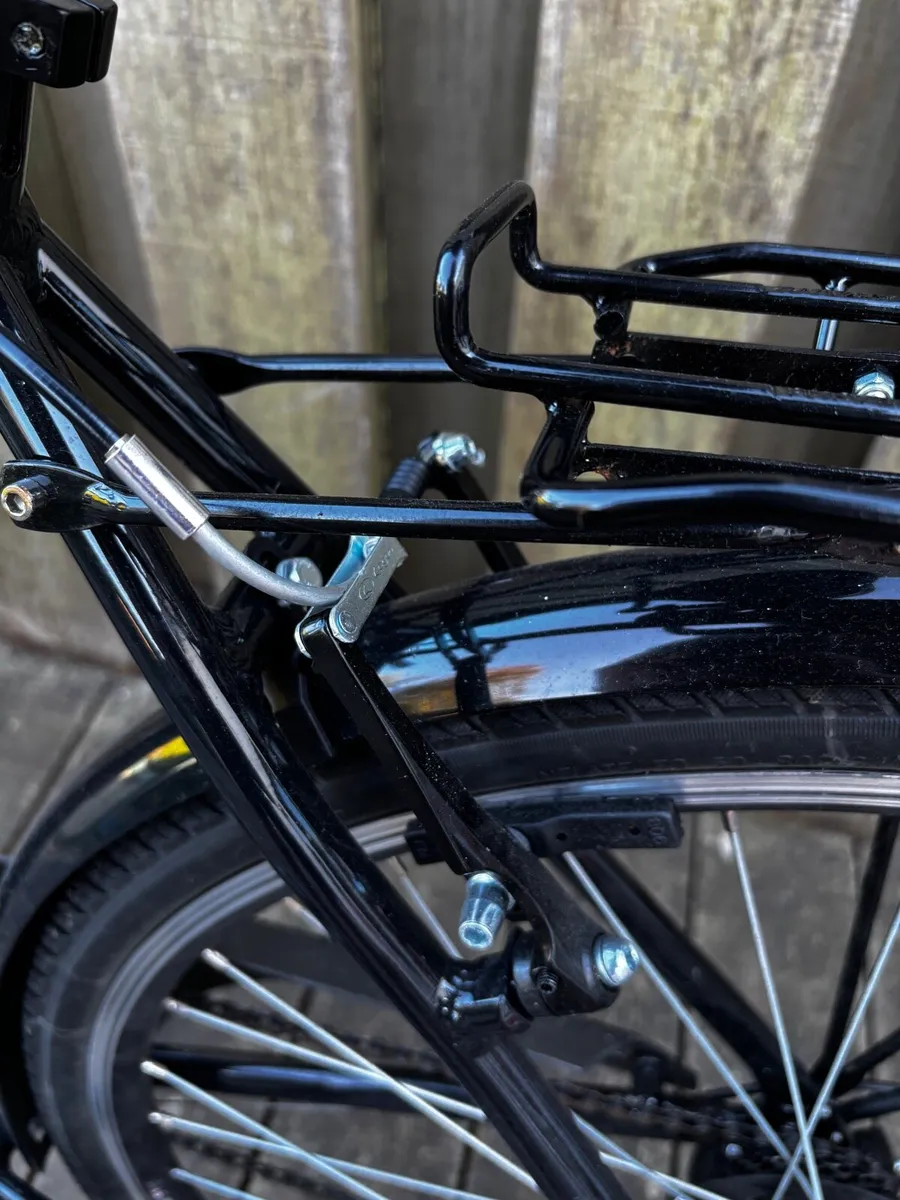 Apollo Belmont Men's Hybrid Bike - Image 4