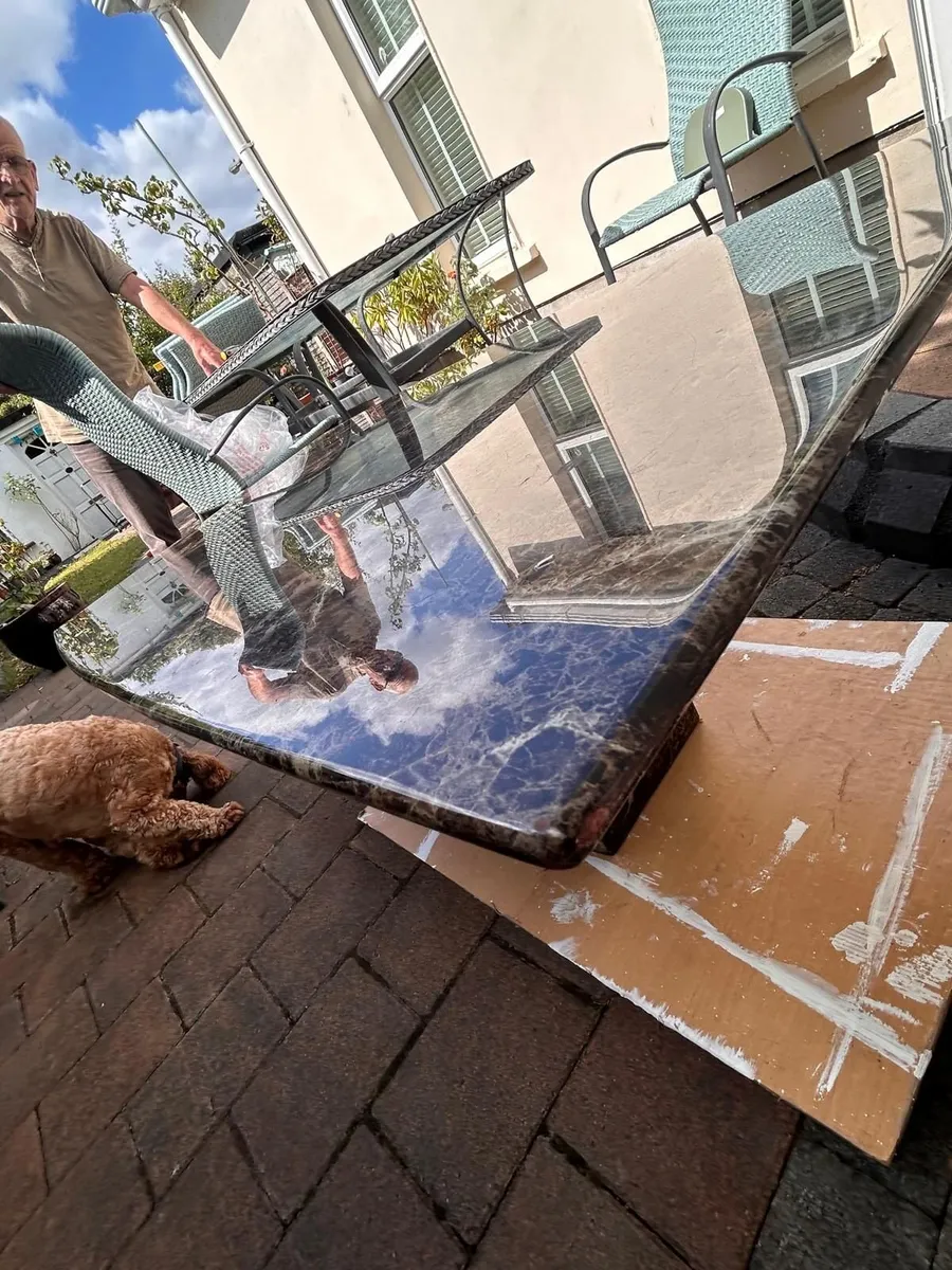 Coffee table. - Image 4