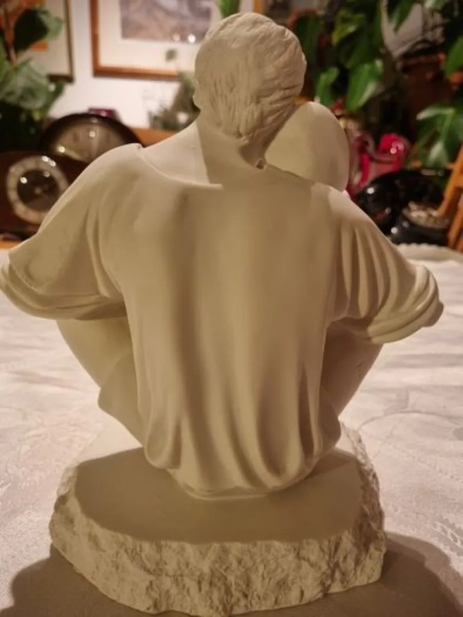 Timothy P. Schmalz Sculpture A Quiet Moment - Image 4