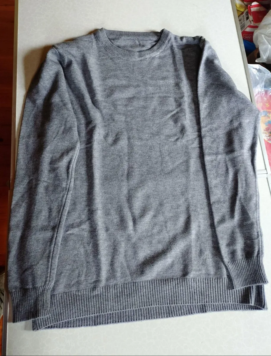 Soft Grey Jumper (xxxl) New. - Image 2
