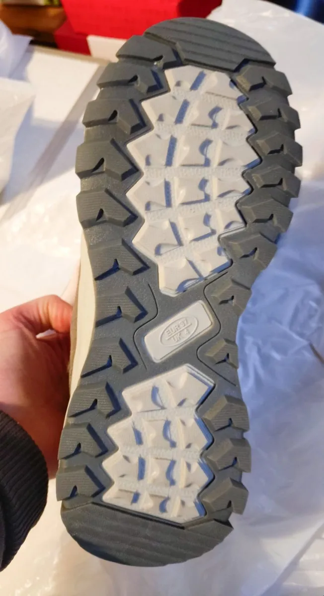 3 Pairs Of Kids Runners (size 4UK) New. - Image 2