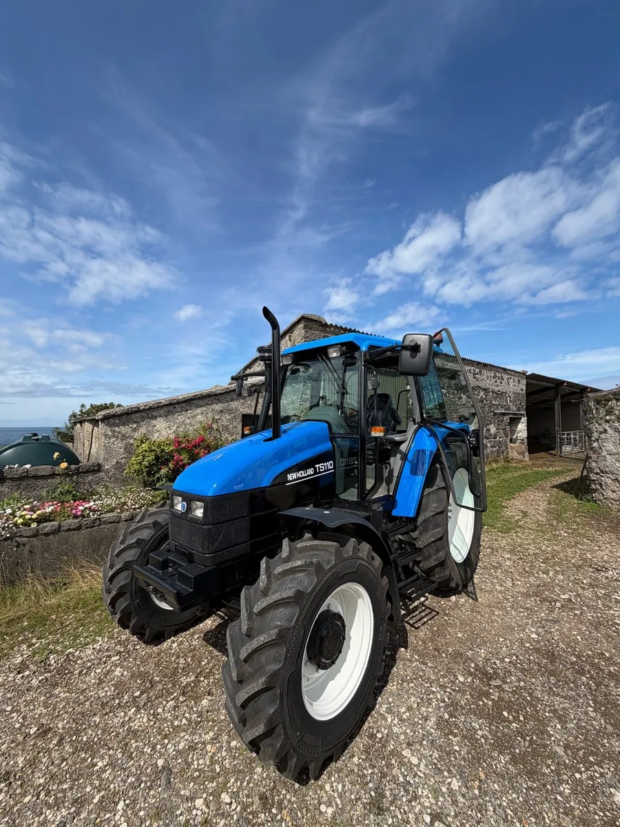 New Holland TS110 SLE *Mint* - Image 2