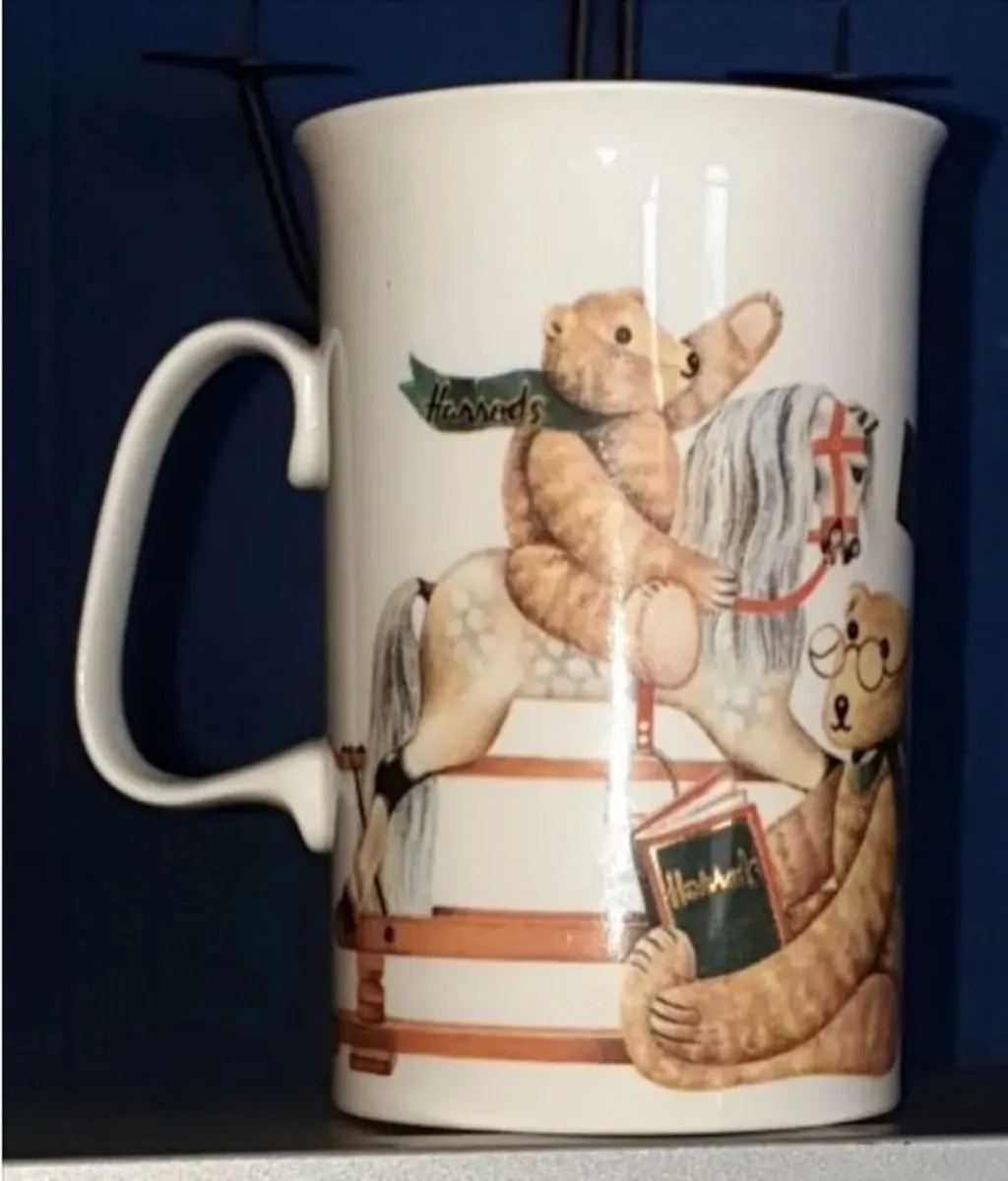 Vintage Harrods Knightsbridge Fine Bone China Mug - Image 1