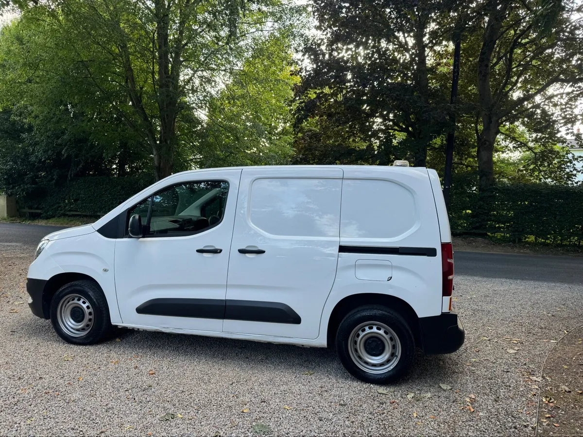 Opel Combo 2020 - Image 4