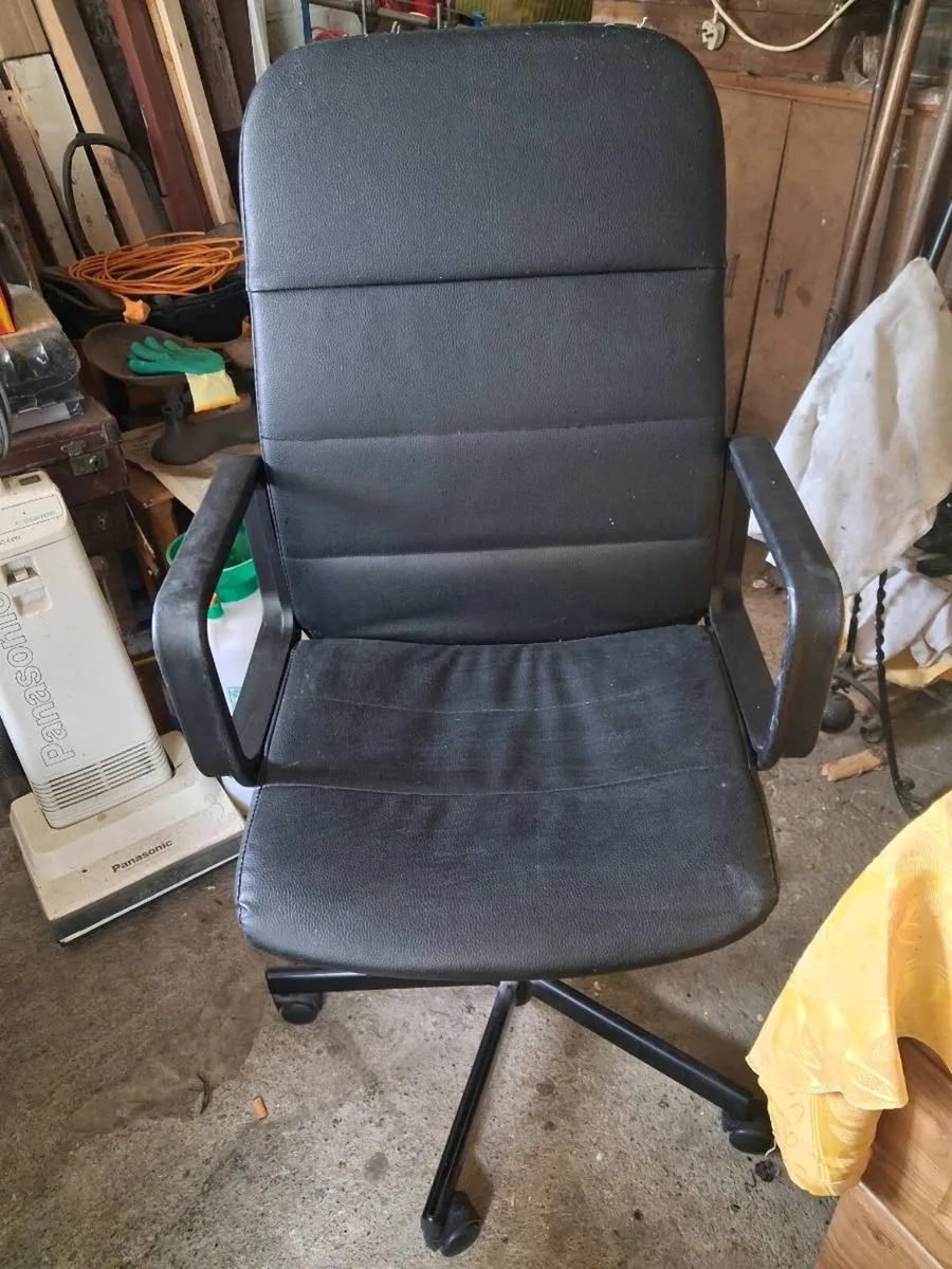 Home office chair