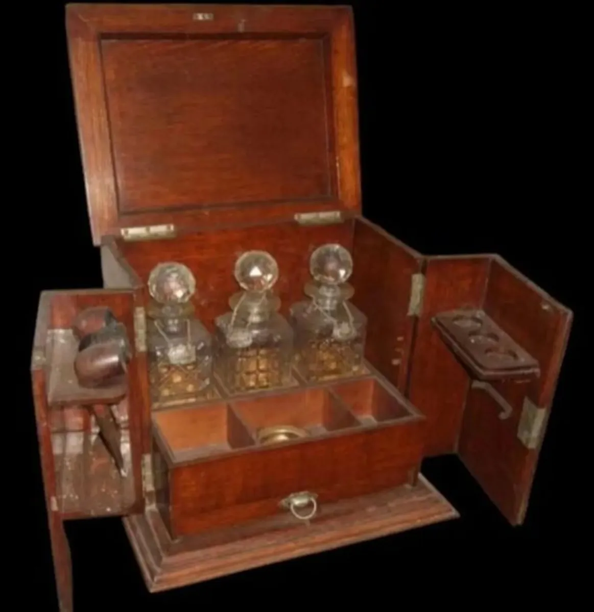 Authentic Vintage Victorian Tantalus - Image 3