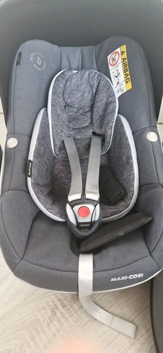 Infant car seat - Image 1