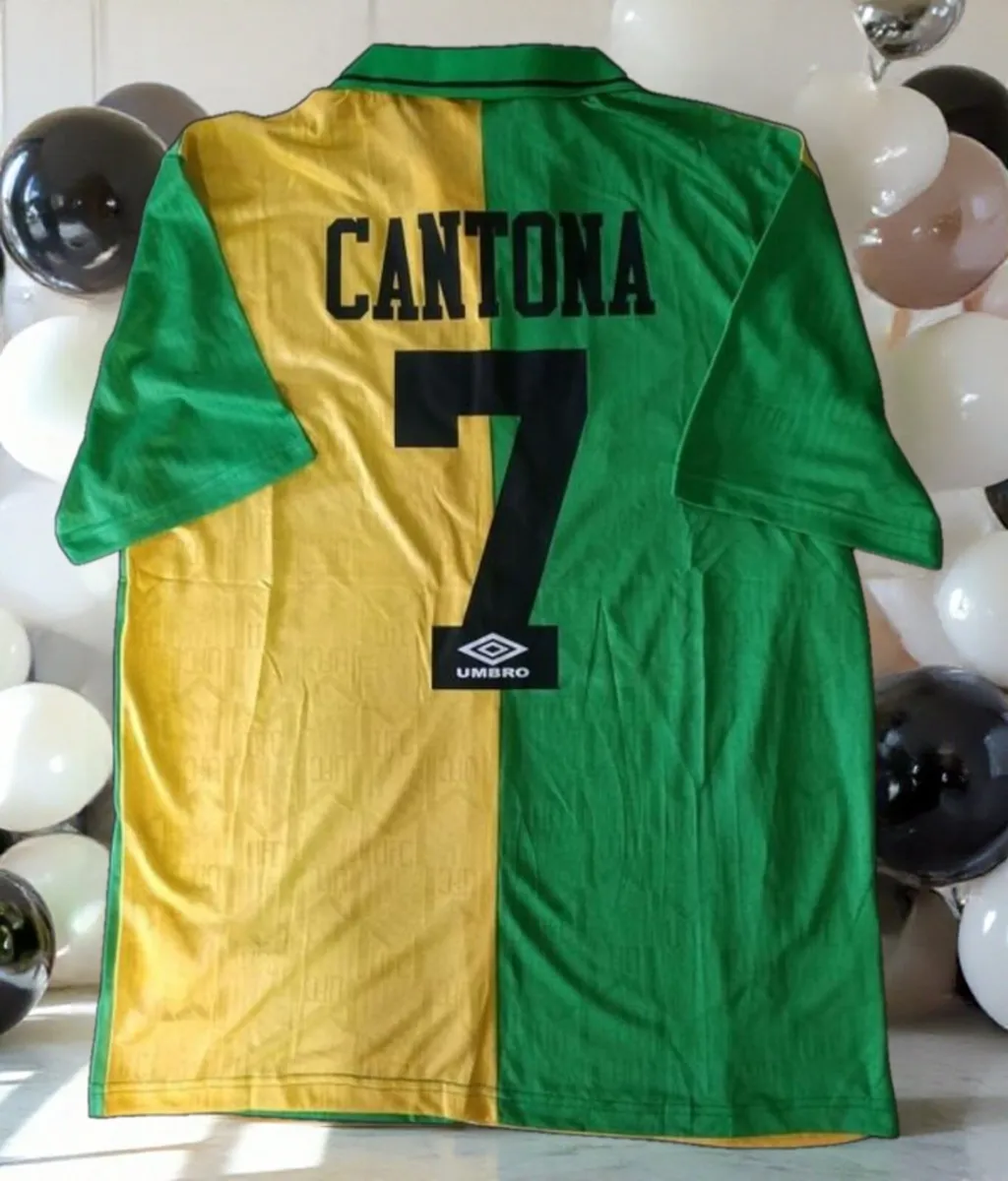 MAN UTD (RETRO/CANTONA 7) JERSEY,SIZE : XL - Image 1