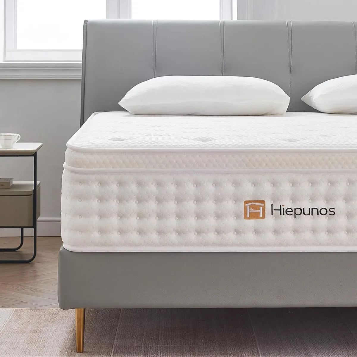 Mattress 10.2 Inch Hybrid Memory Foam - Image 1