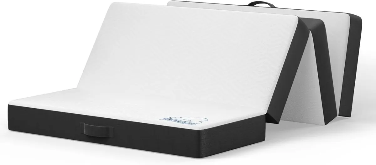 Folding Mattress with Washable Cover - Image 1
