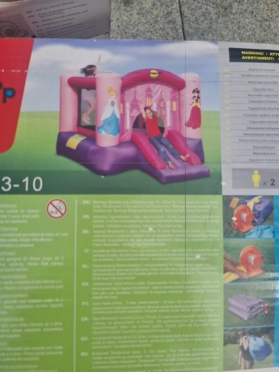 happy hop bouncey castle - Image 2