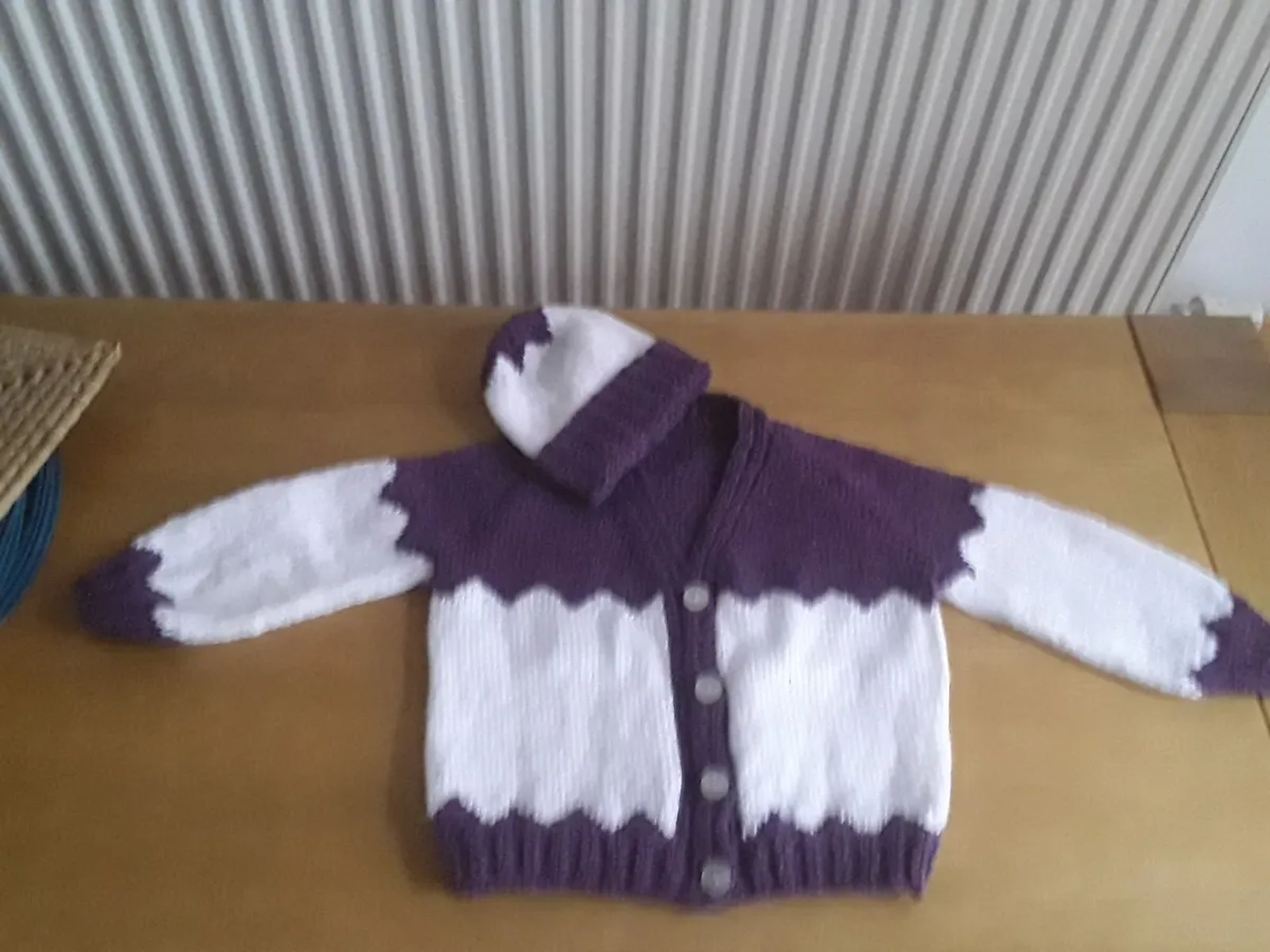 Brand new hand knitted purple and white baby Cardi - Image 3