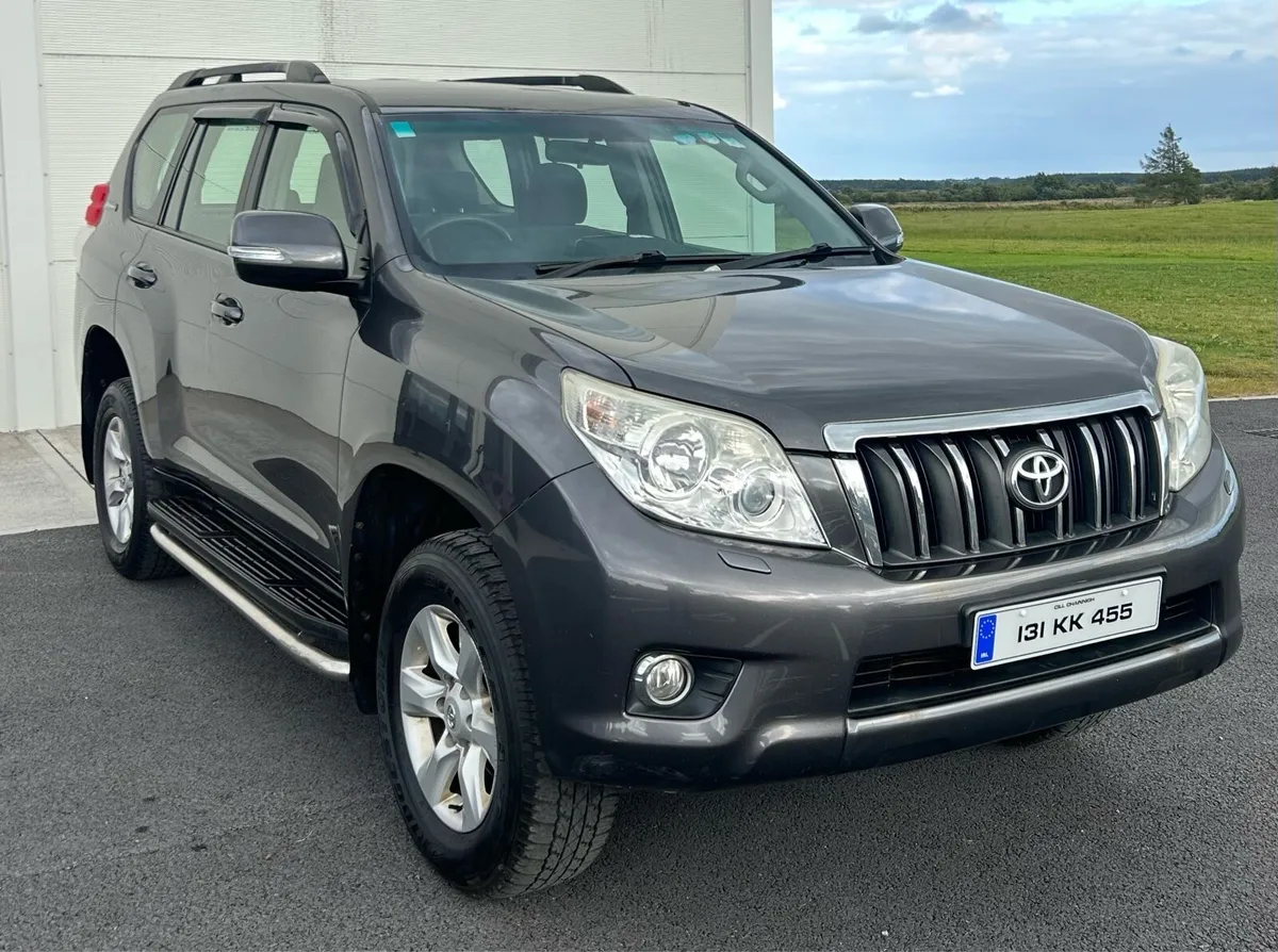 Toyota Landcruiser Crewcab - Image 3
