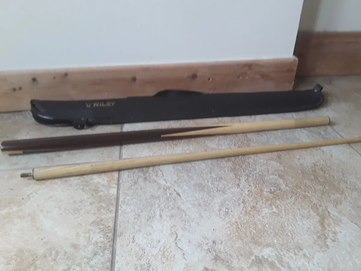 Vintage early 70s Riley 2 piece snooker  cue - Image 4