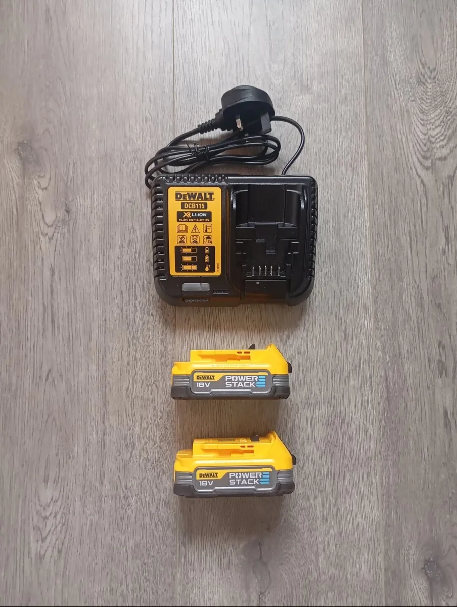 DeWalt Batteries & Charger (New)