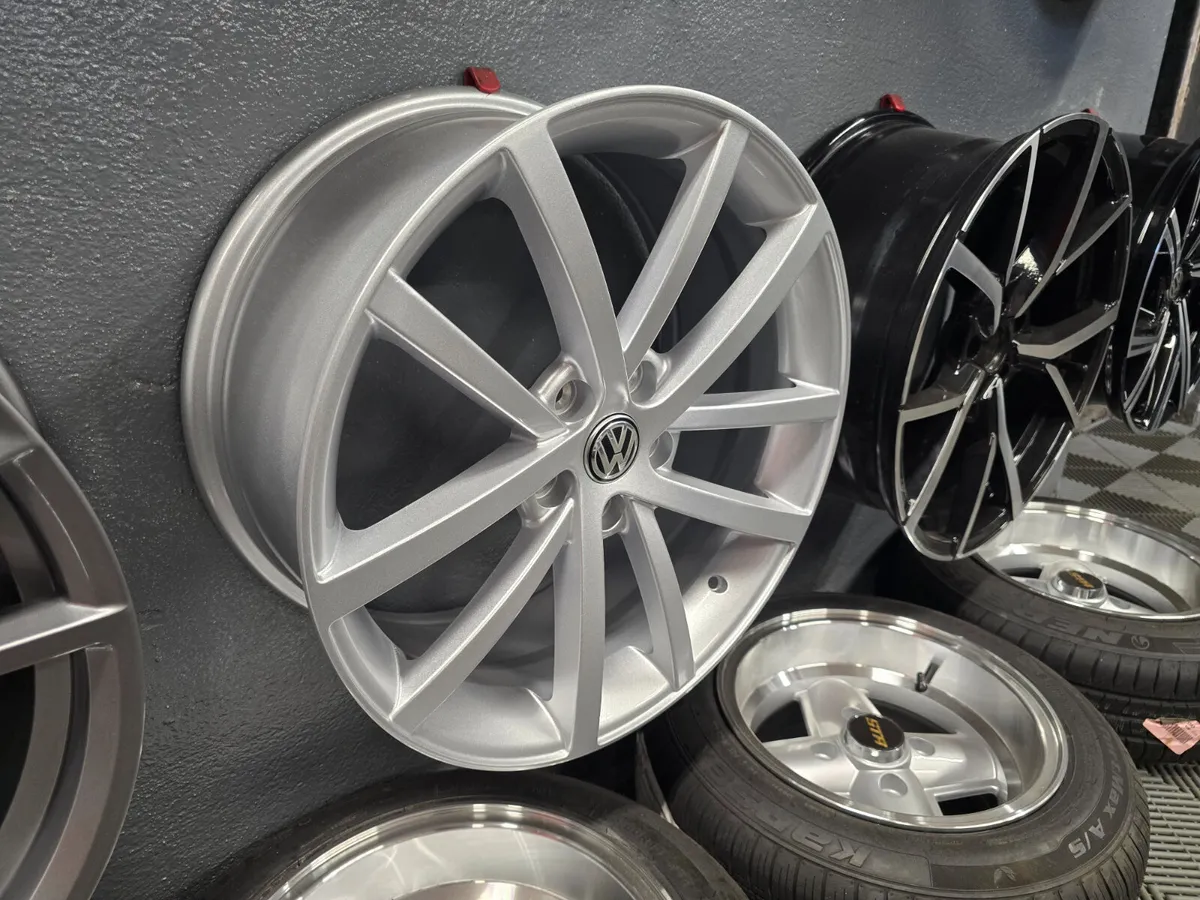 **Special** 18" Volkswagen Vancouver  Style