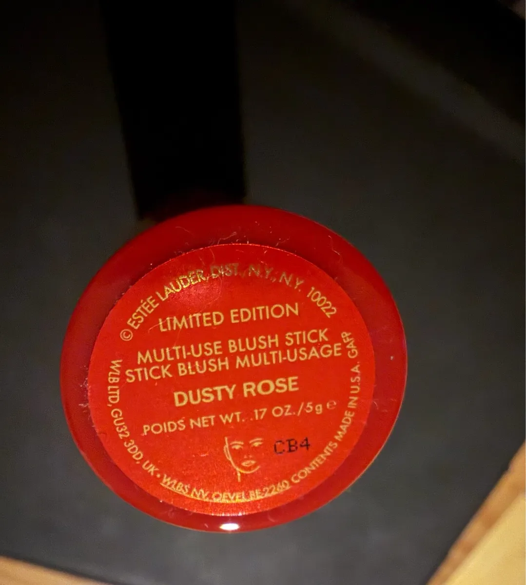Estée Lauder Blush Stick - Image 2