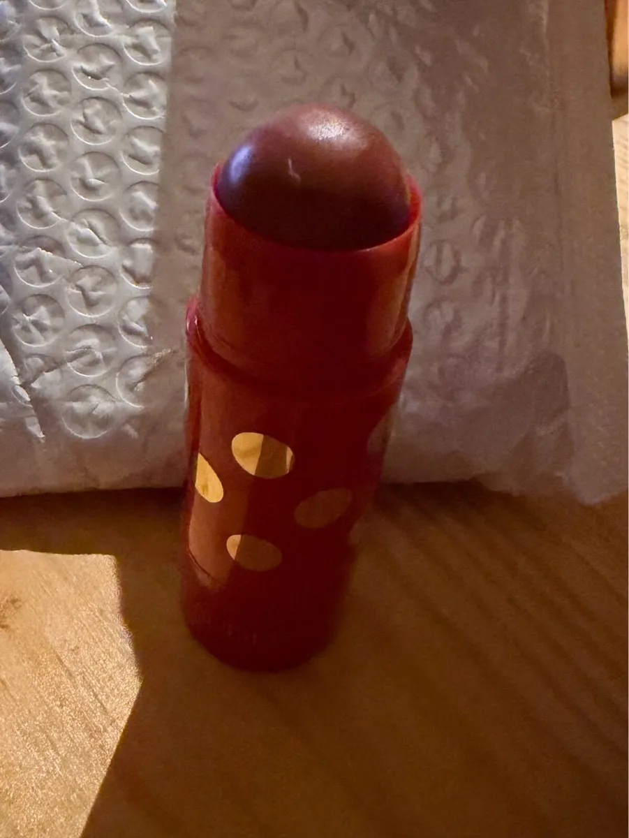 Estée Lauder Blush Stick - Image 3