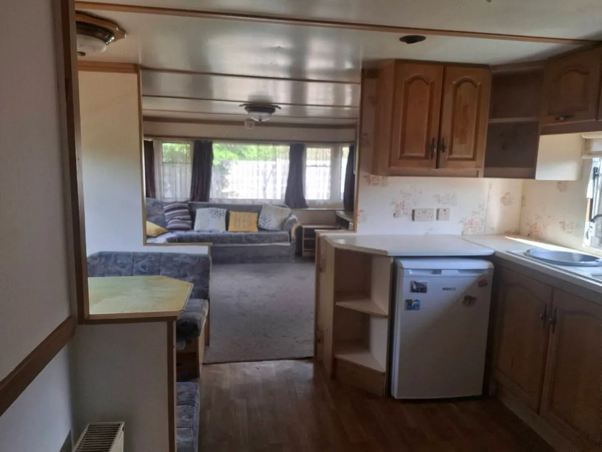 Mobile Home - Image 3