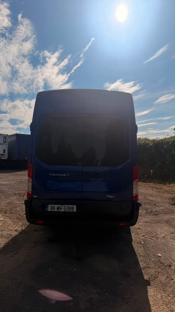 Ford transit bus - Image 4