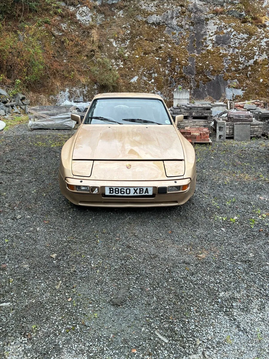 1985 Porsche 944 - Image 3