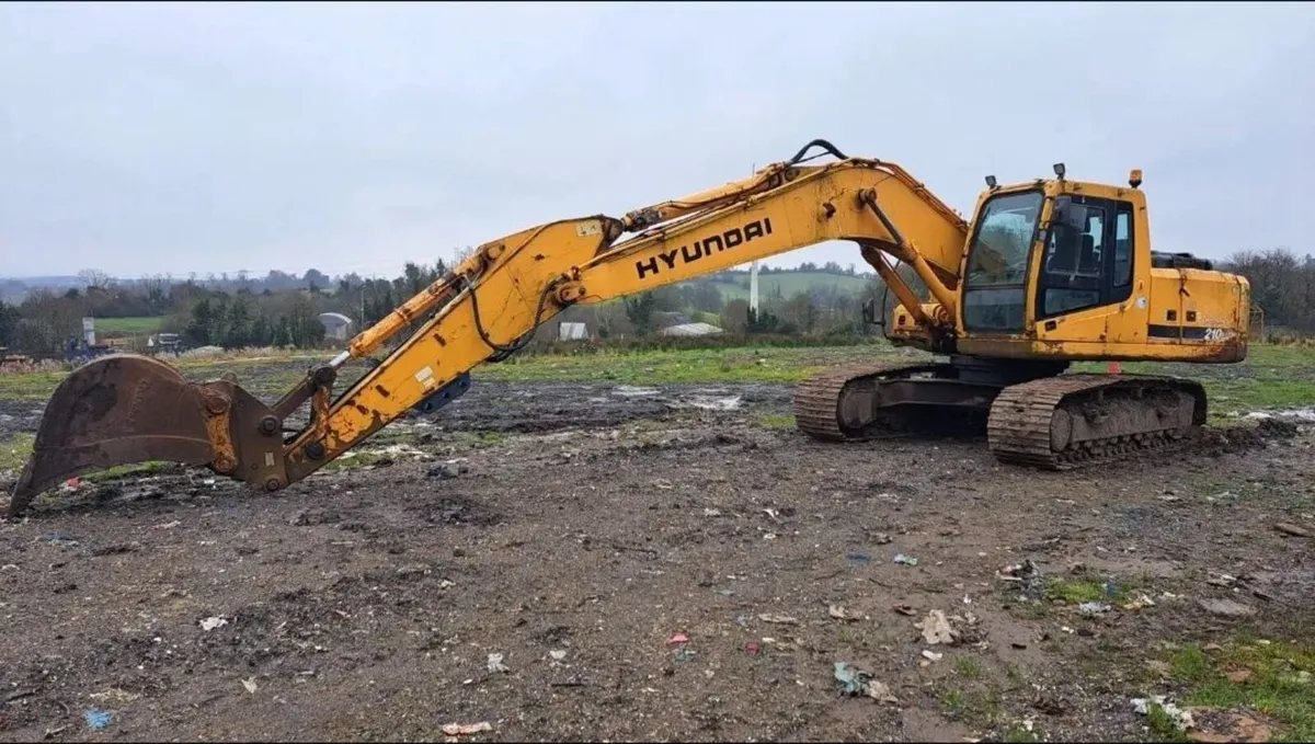 Hyundai Robex 21 ton excavator digger 3000 hours - Image 1