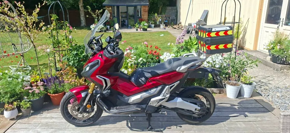 2018 Honda X-ADV 750 DCT - Image 1