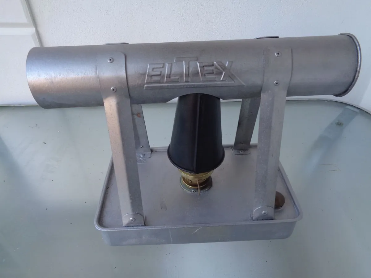 Eltex oil burner green house heater good condition - Image 1