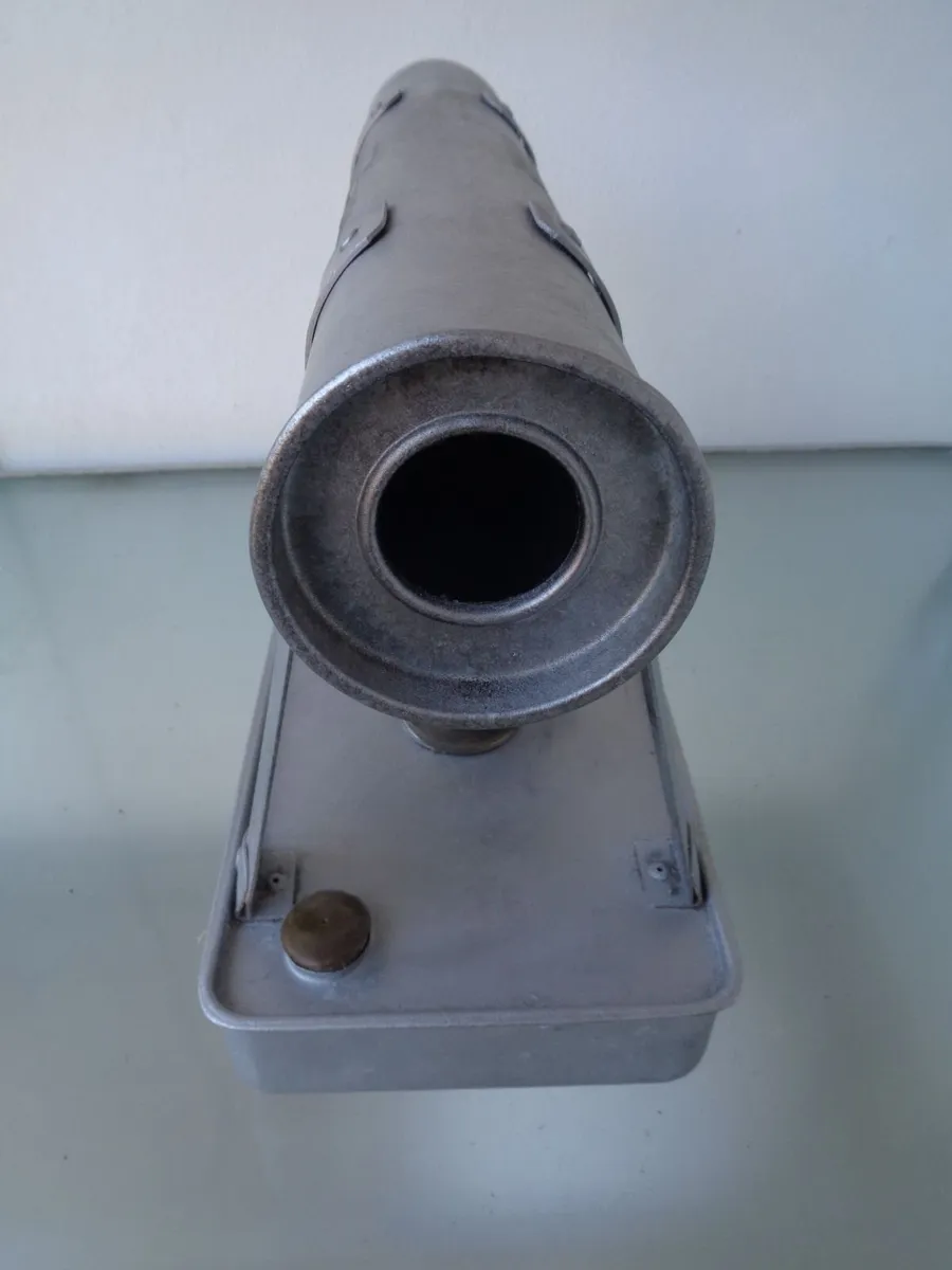 Eltex oil burner green house heater good condition - Image 4