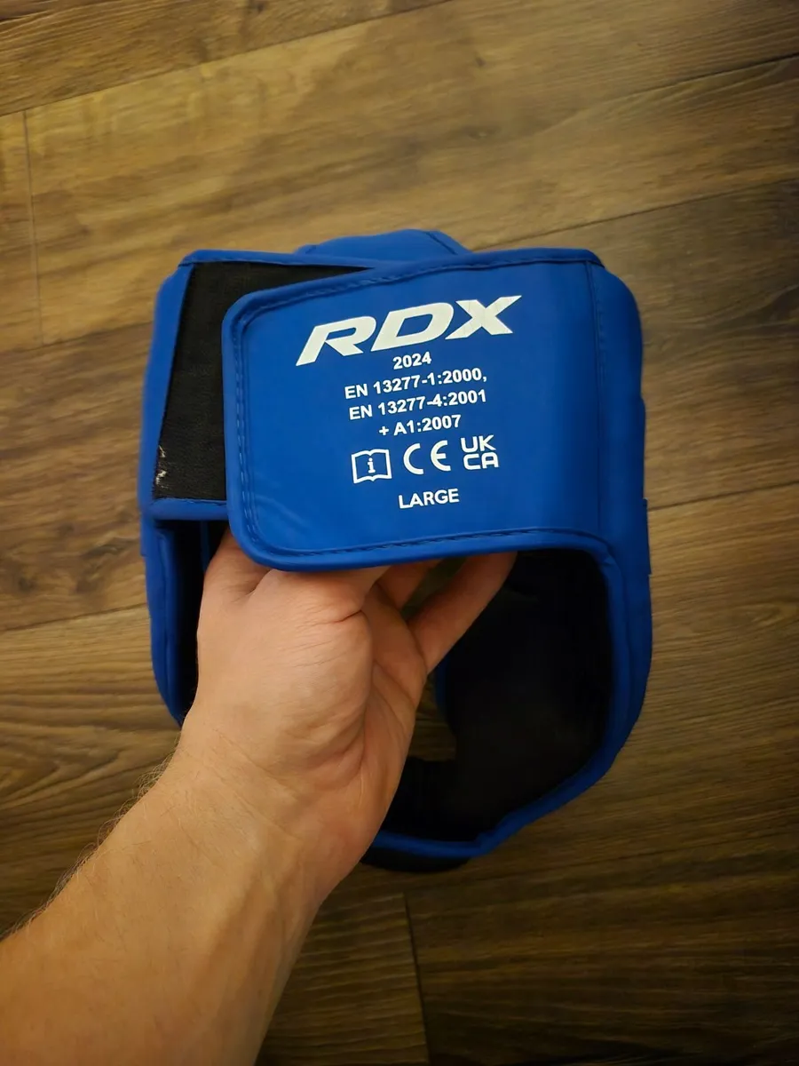 Head protection - Image 2