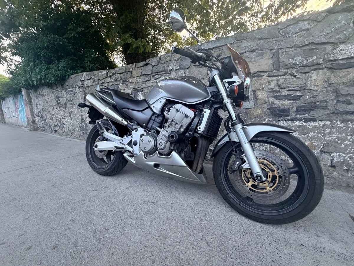 Honda Hornet 900 - Image 3