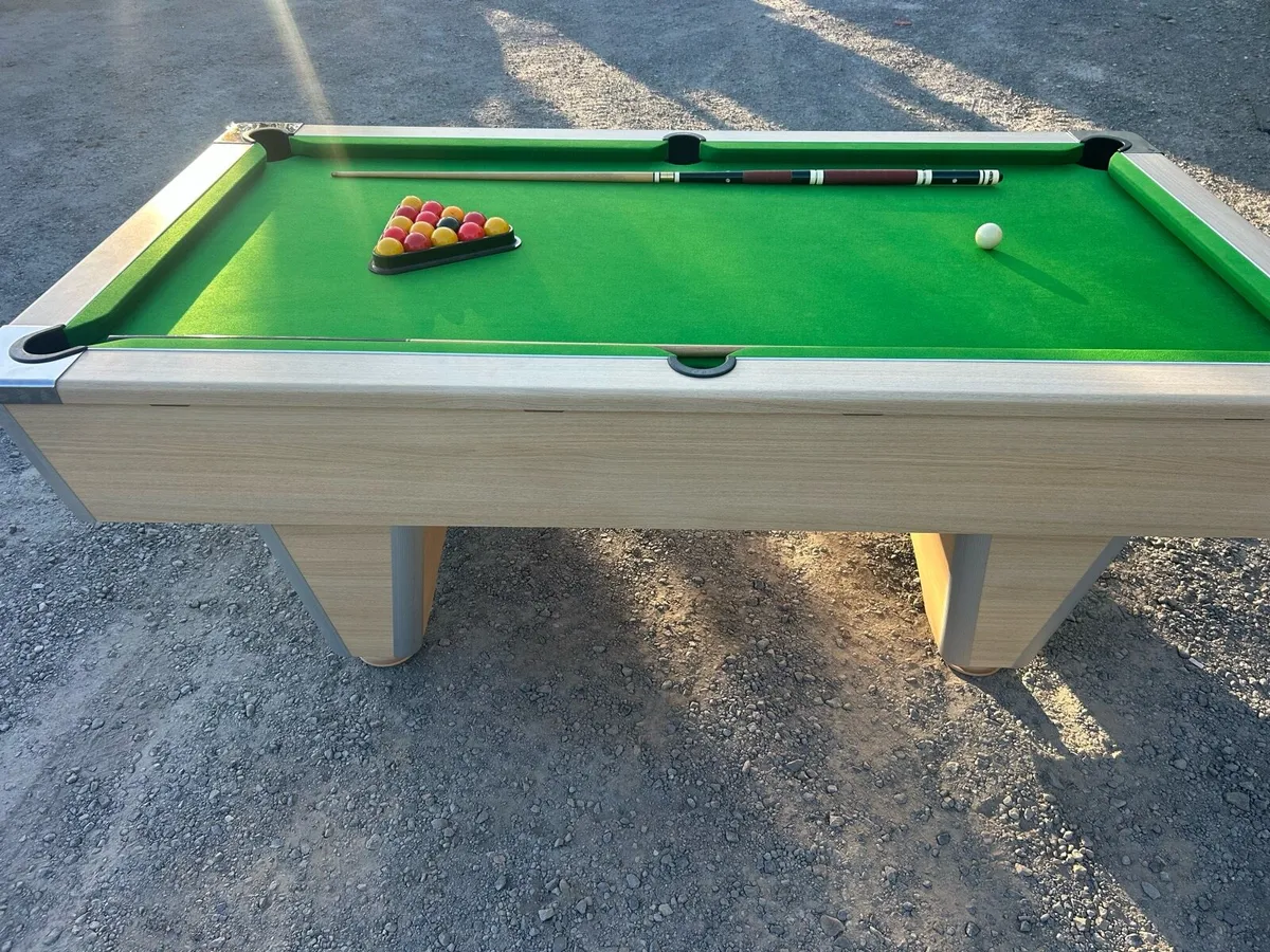 Pool table - Image 3