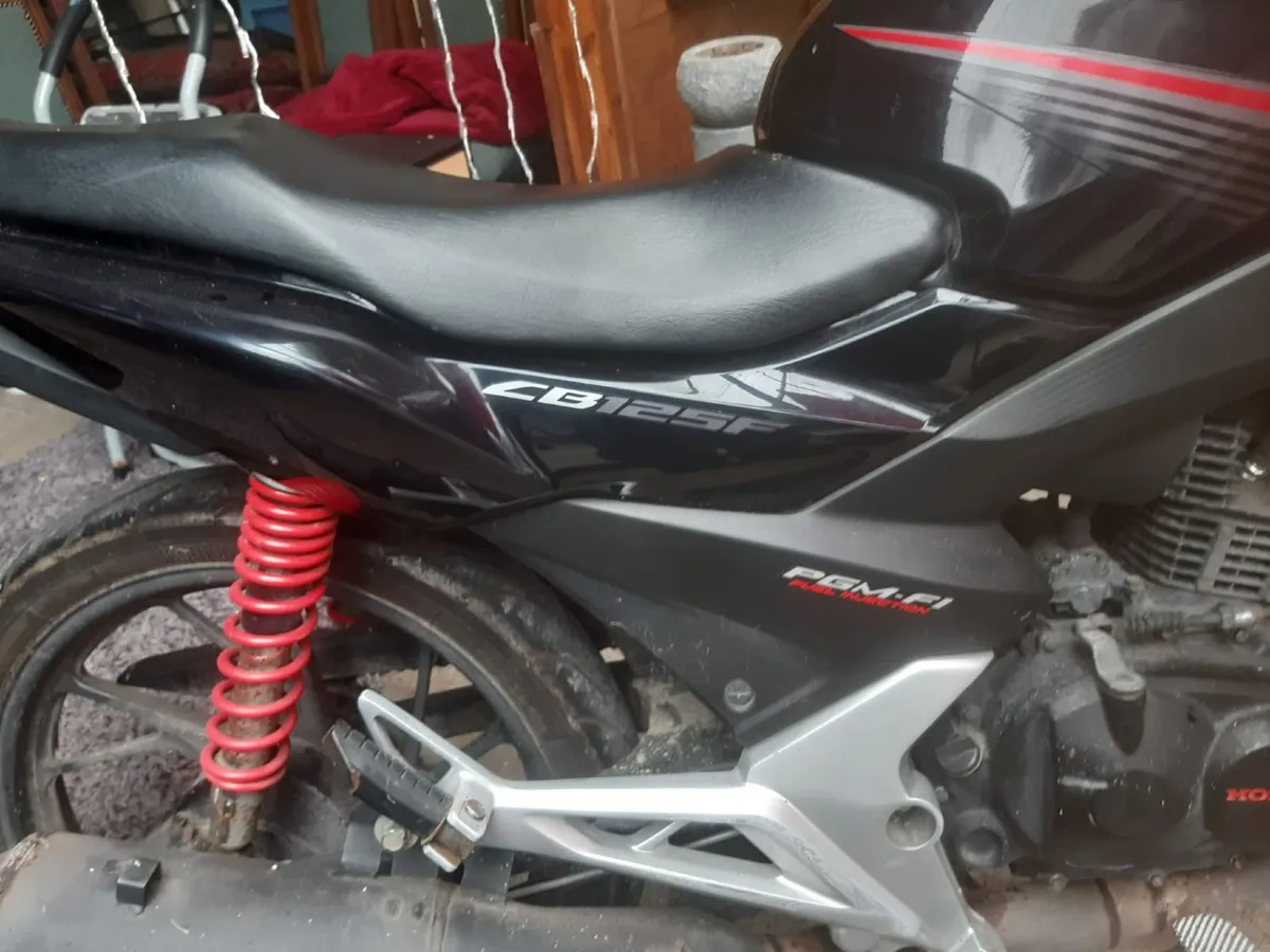 Honda cb125f - Image 2