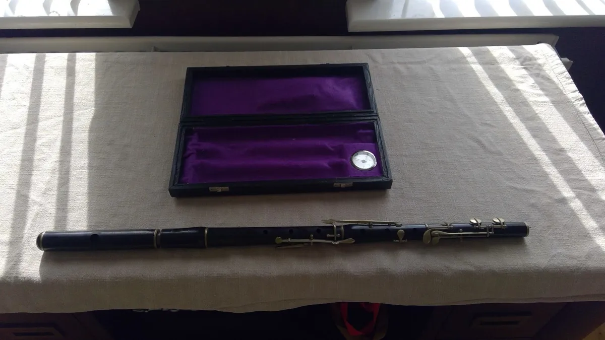 Traditional blackwood  Flute - Image 4