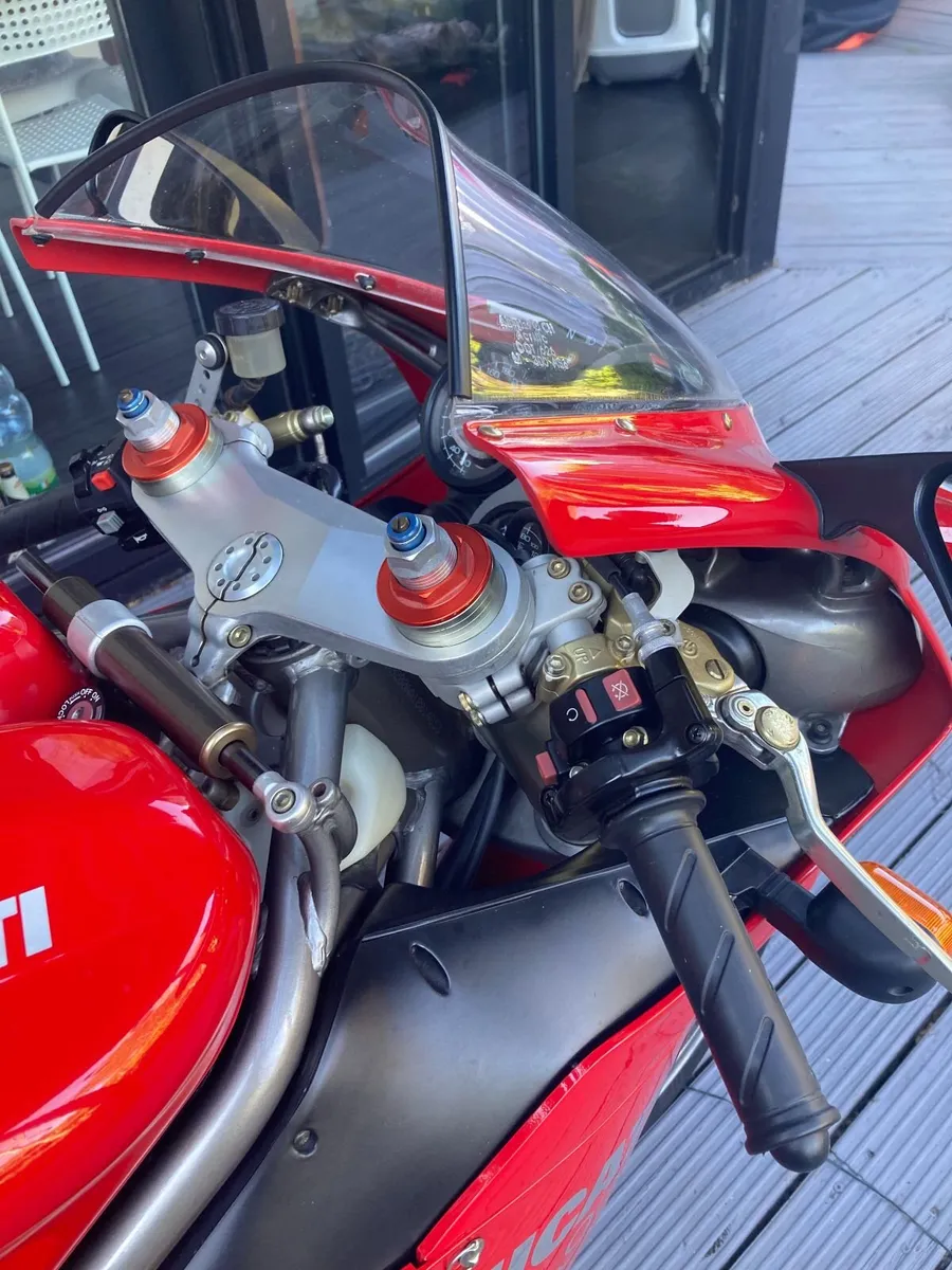 Ducati 998 2002 - Image 2