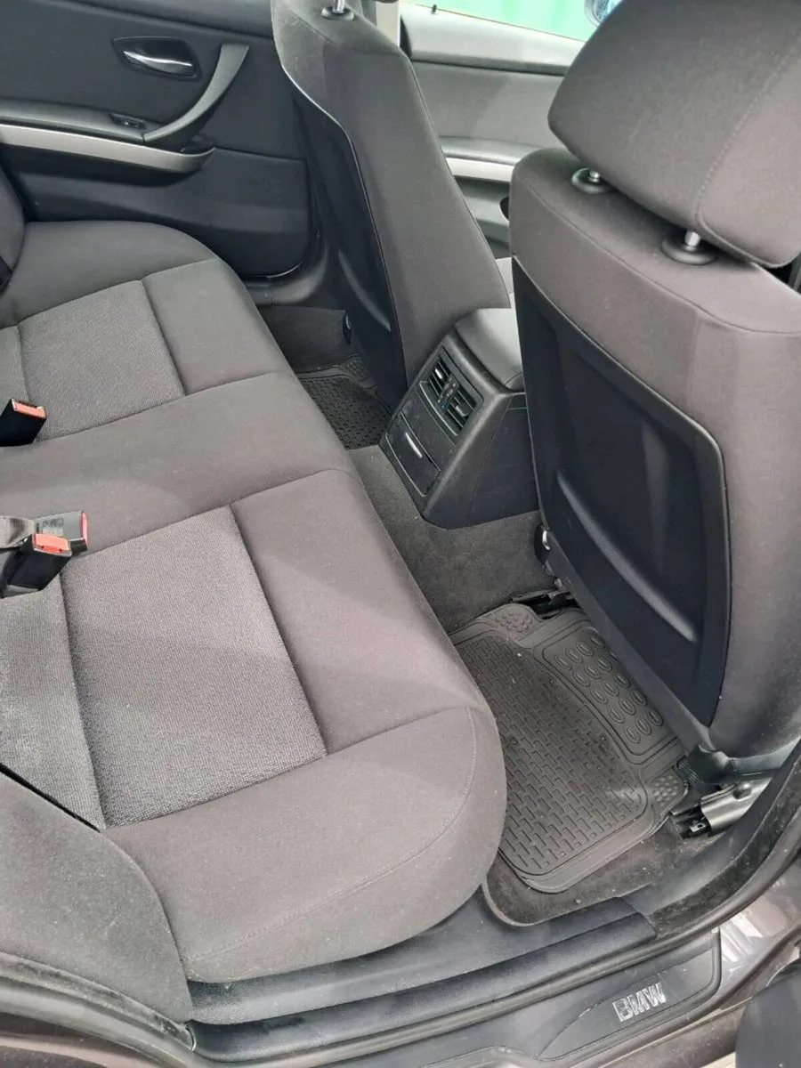 BMW 3 series - Image 4