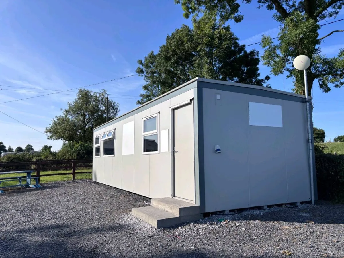 Portamod/prefab/mobile unit/ catering unit. - Image 1