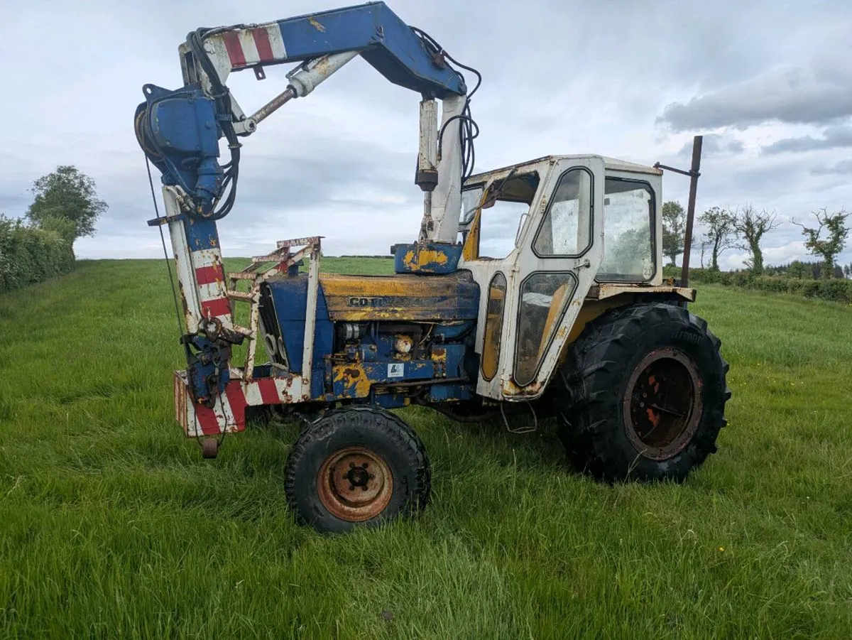 Ford 5000 crane - Image 1