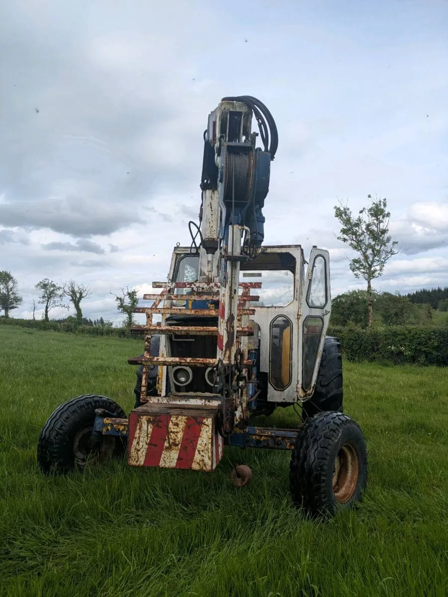Ford 5000 crane - Image 2