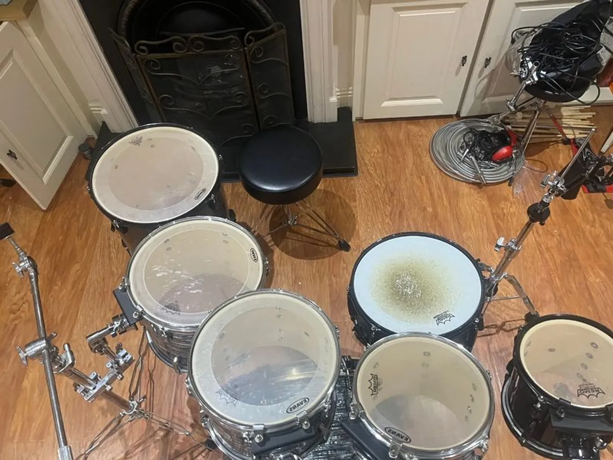 Pearl Export 6-Piece Kit + Joey Jordison Signature Snare & DW 7000 Double Pedal - Image 2