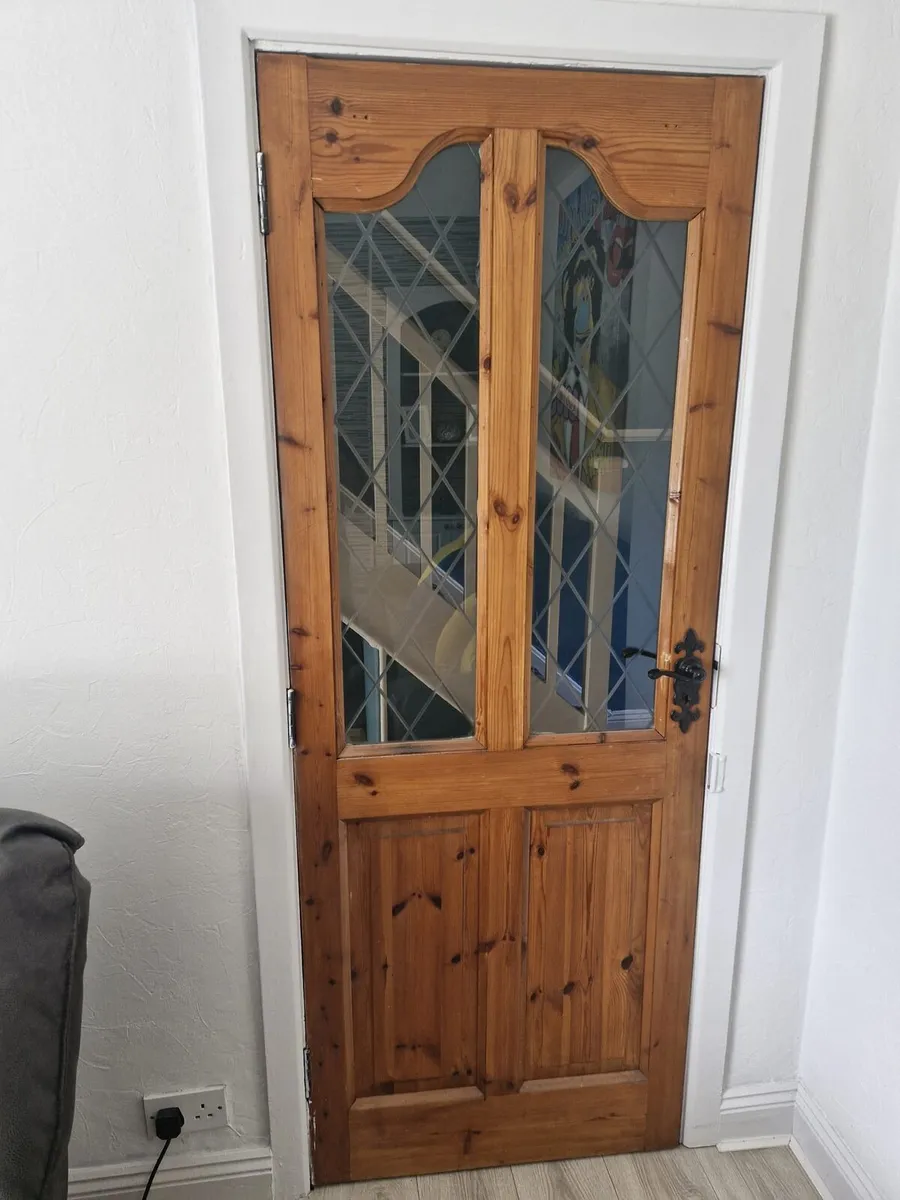 Internal doors - Image 1
