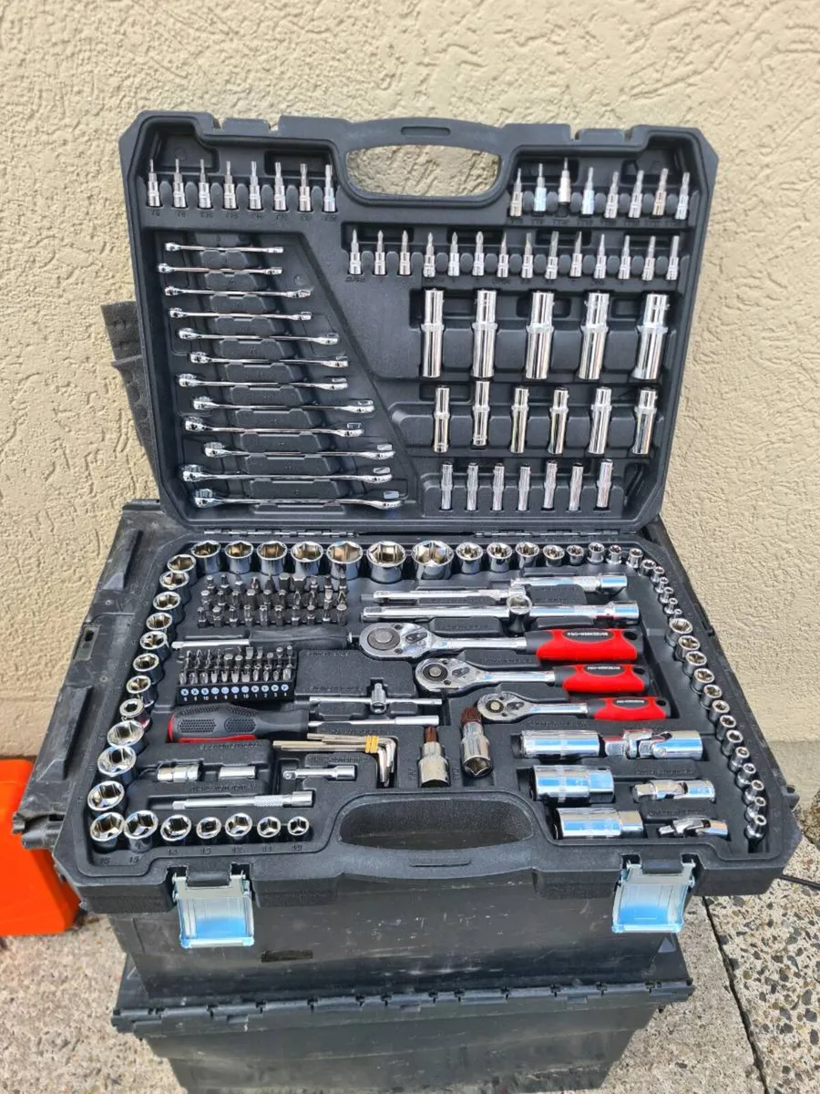 Socket set - Image 1