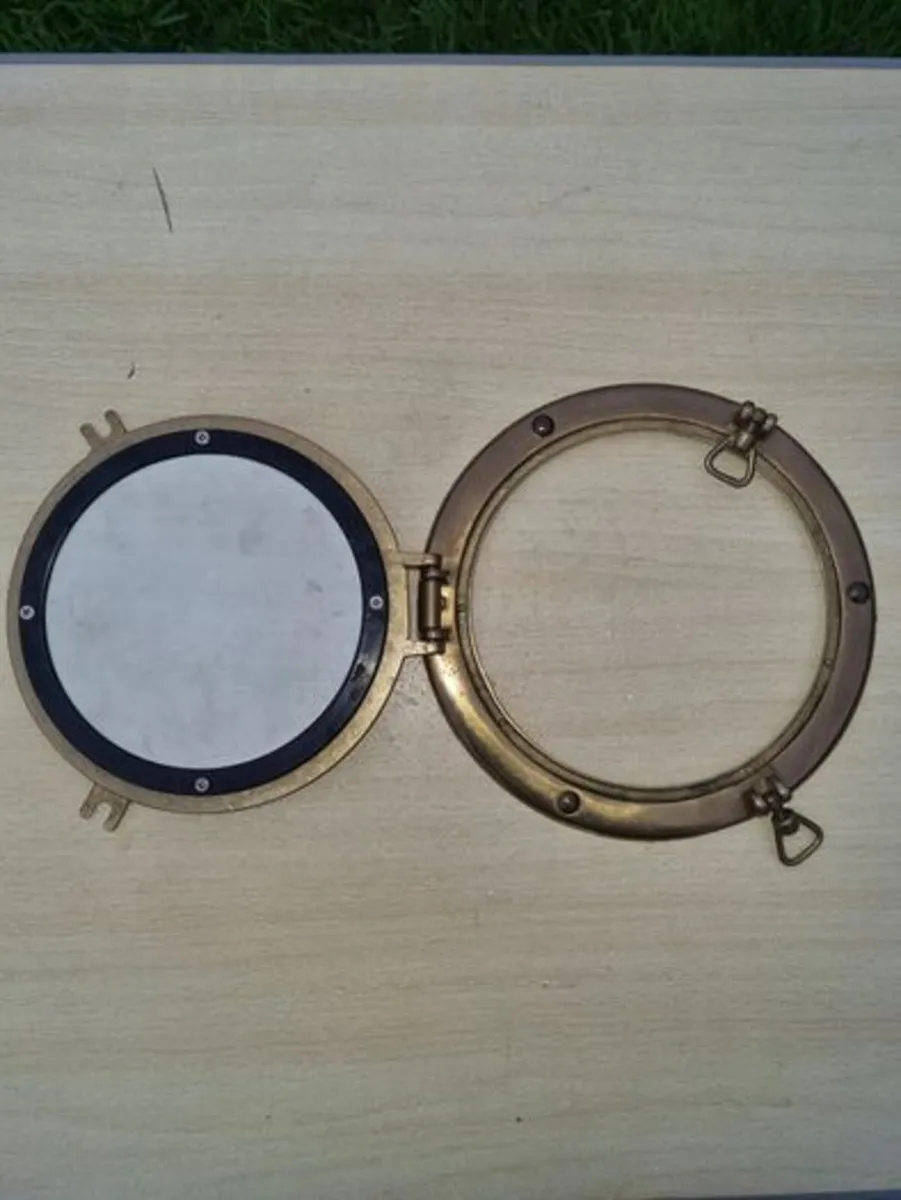 Decorative mirror in the shape of a ship's porthol - Image 3
