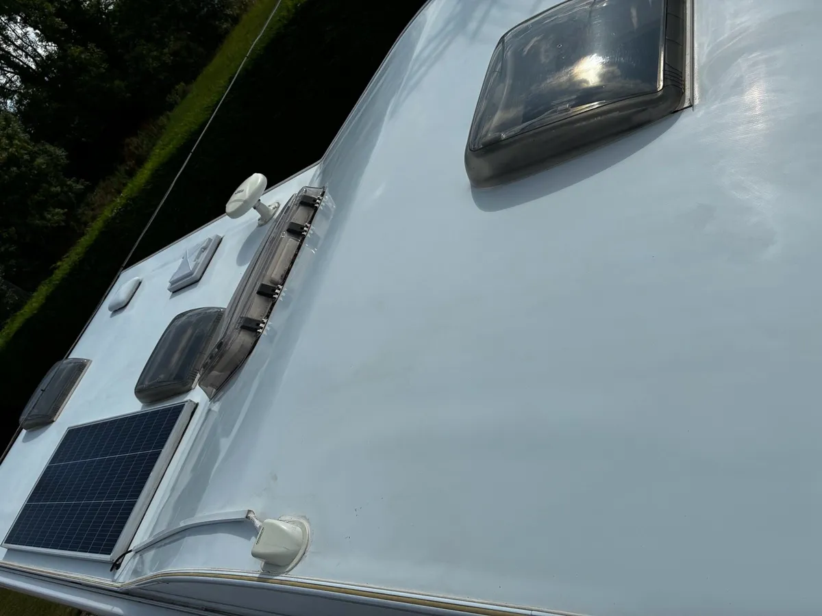 Carado A361 6 berth very low mileage - Image 4