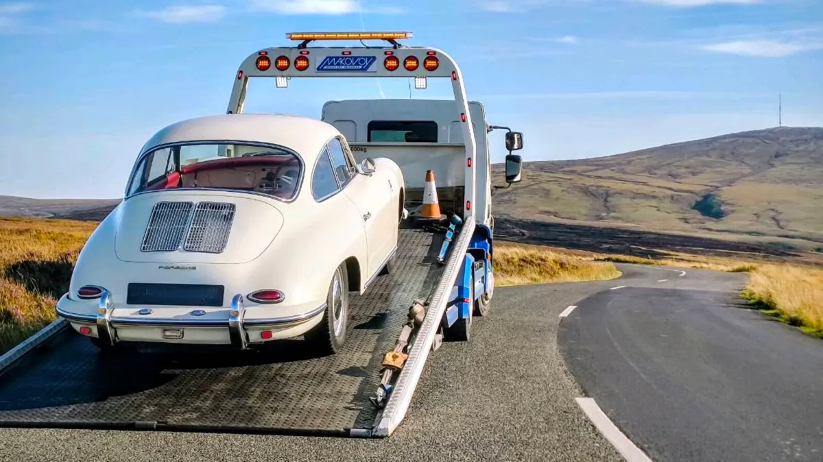 Vintage/Classic car Recovery & Transport - Image 1